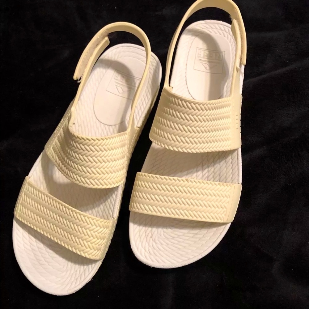 Reef Water Vista Women's Sandals: size 8